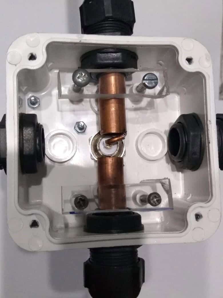 Antena, dipolo rígido para satélites NOAA en 137.50 MHz.