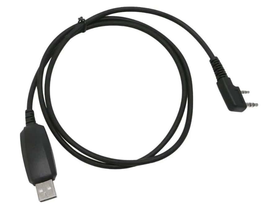 Cable de carga para memorias en radios BAOFENG, compatible y fácil de usar.