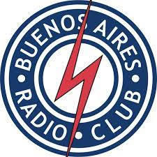Logo del Club de Radio Buenos Aires, destacado en actividades de electrónica y radioafición.