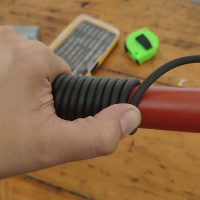 Antena FlowerPot VHF-UHF en Buenos Aires Radio Club para comunicaciones eficientes.