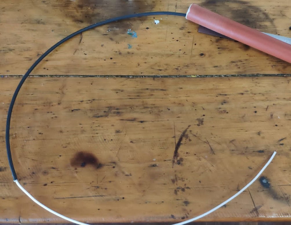 Antena FlowerPot para radioaficionados en Buenos Aires, ideal para comunicaciones VHF y UHF.